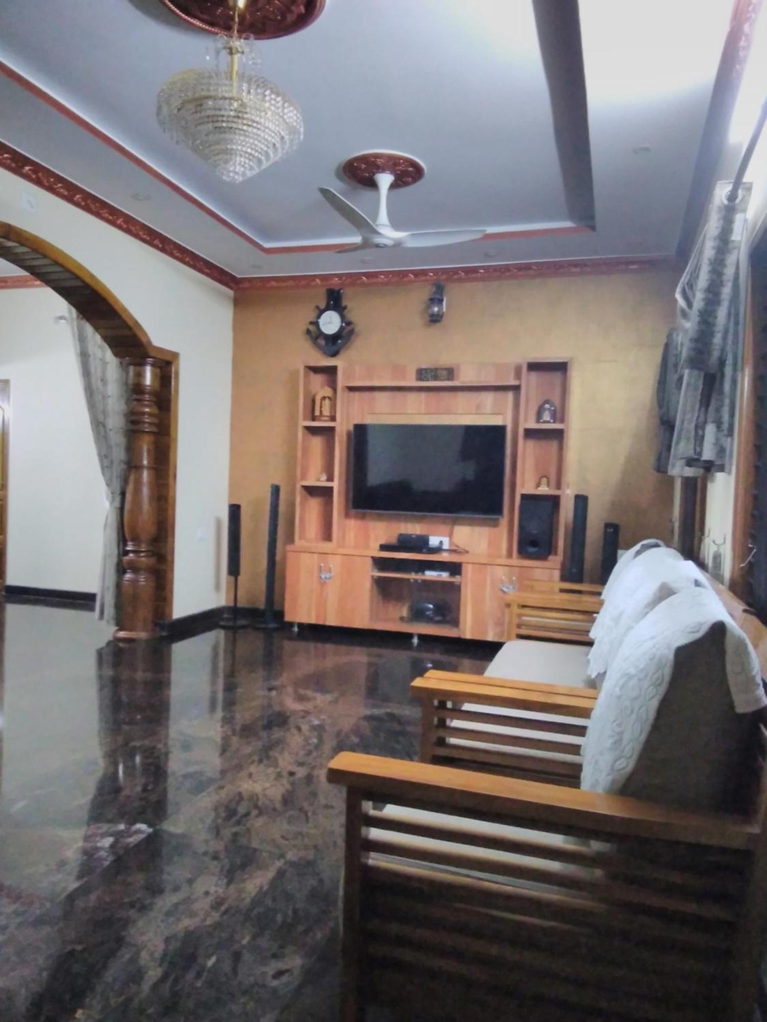 Jayadurga Farms - An Eco-Friendly Homestay 우두피 외부 사진