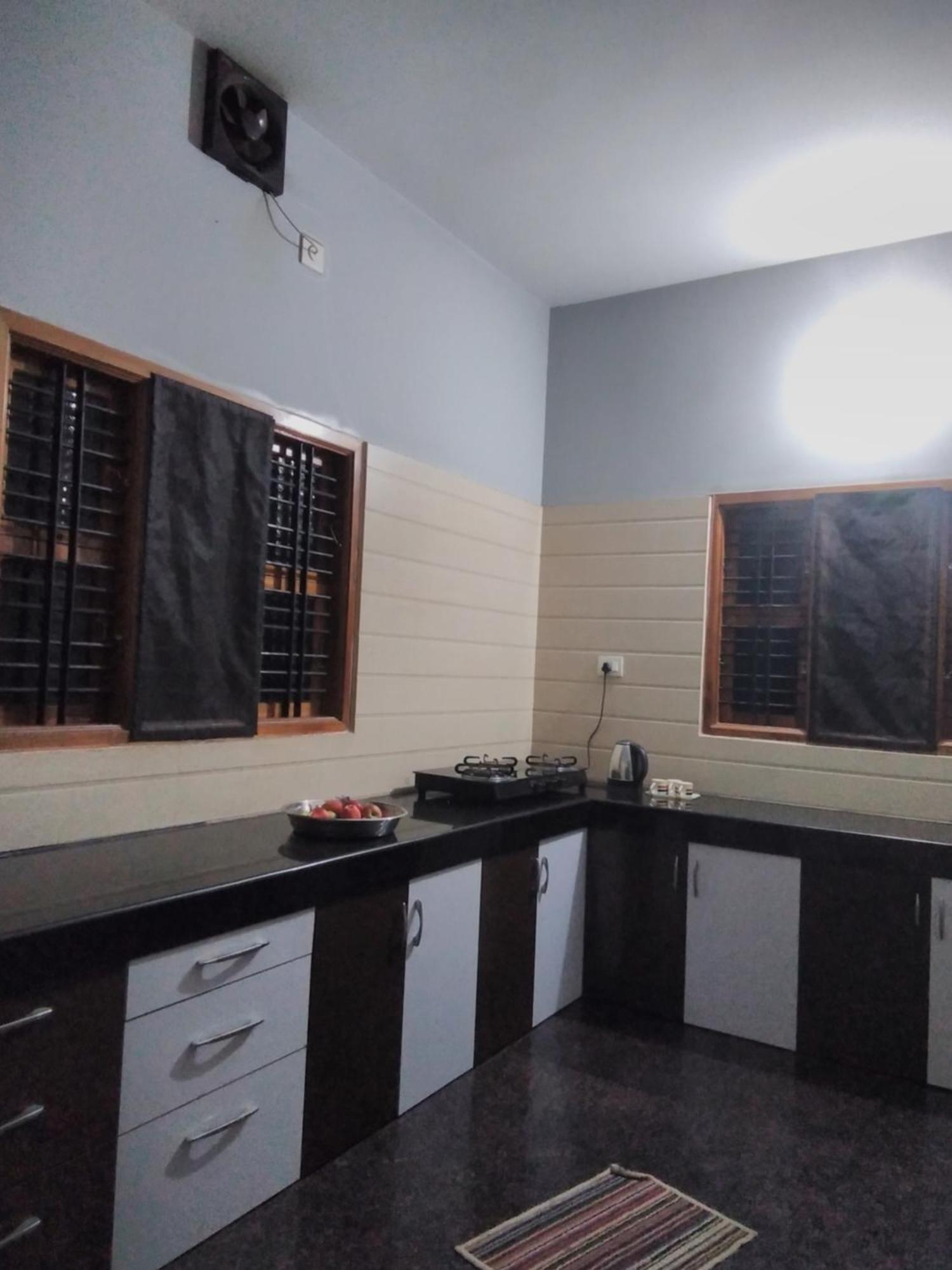 Jayadurga Farms - An Eco-Friendly Homestay 우두피 외부 사진